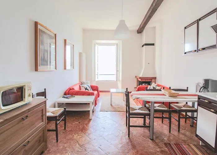 Borgo A Apartman Rezzonico